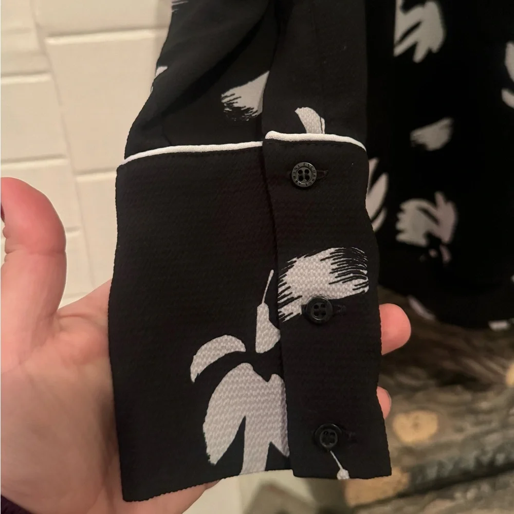 🤑🤑ARMANI EXCHANGE WOMENS M🤑🤑 - Picture 8 of 8